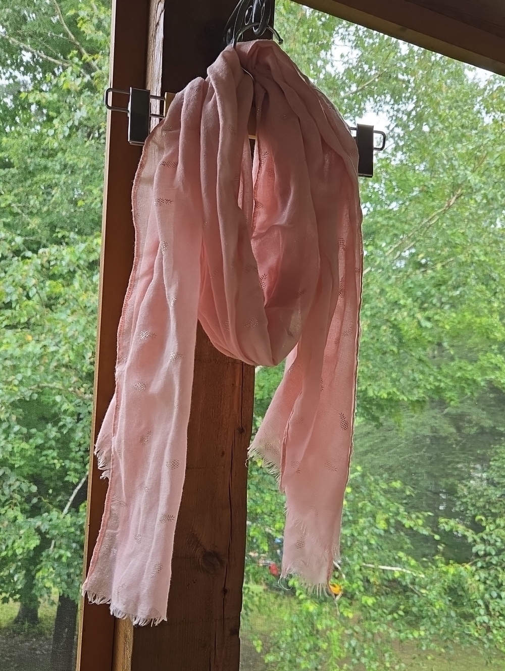 Light Pink Women’s Scarf - Soft Lightweight Wrap. 2 mètres